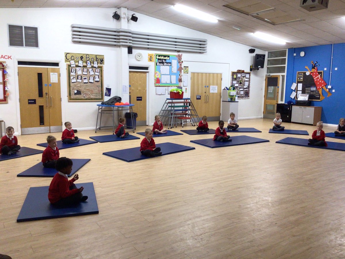 clifton_class2's tweet photo. Class 2 had a very special visitor last half term. We loved @group_yogi coming in. We became very zen. https://t.co/0bB0Eu7cY4