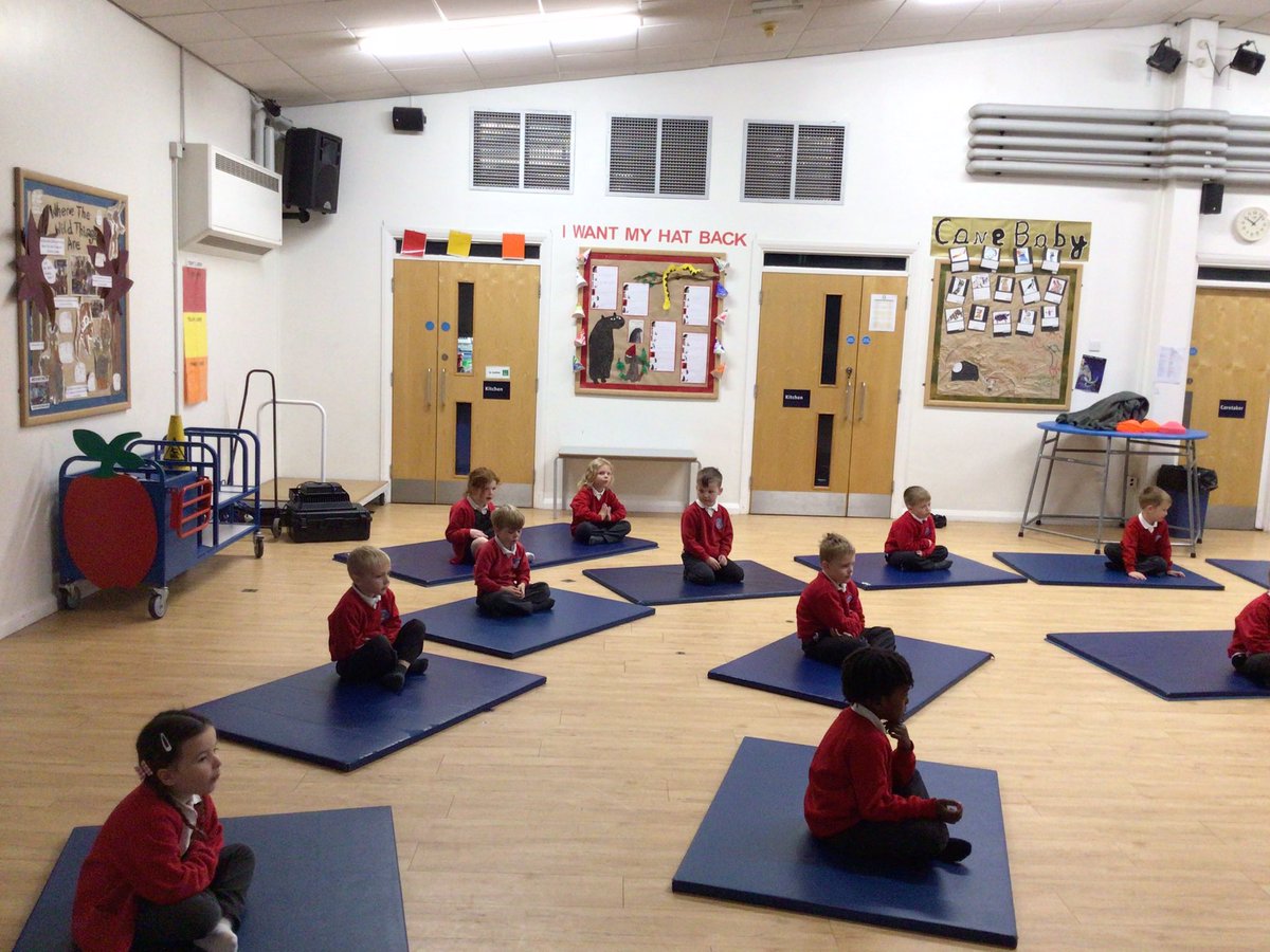 clifton_class2's tweet photo. Class 2 had a very special visitor last half term. We loved @group_yogi coming in. We became very zen. https://t.co/0bB0Eu7cY4