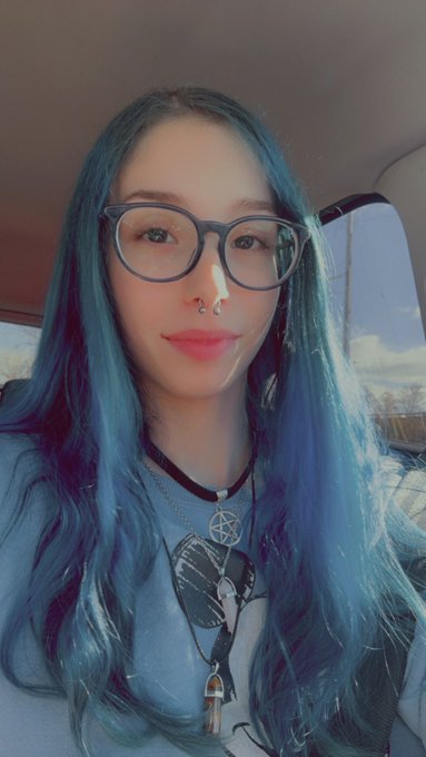 Someone buy me a present ❤️ pretty pleeeeease 😍🥹   https://t.co/OBG9Ez9BaA https://t.co/LNhMJ1mVC4<a href="/tag/newprofilepic"class="tags"><span>#newprofilepic</span></a>