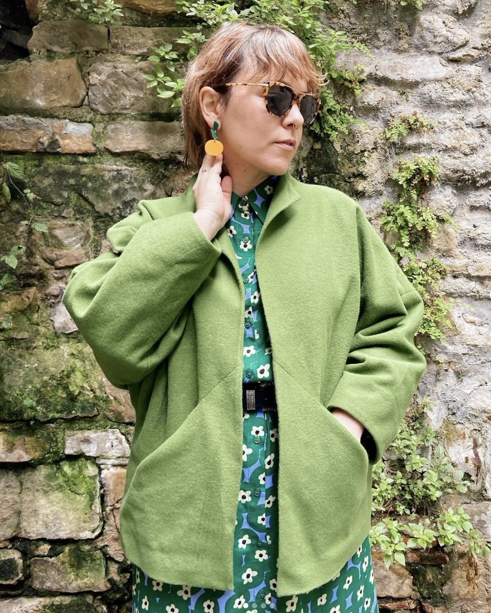 papercutpattern's tweet image. How gorgeous is @bettyhosten in her Nova Coat?! It&apos;s definitely Nova Coat season... 😍 grab the pattern for yourself at papercutpatterns.com!