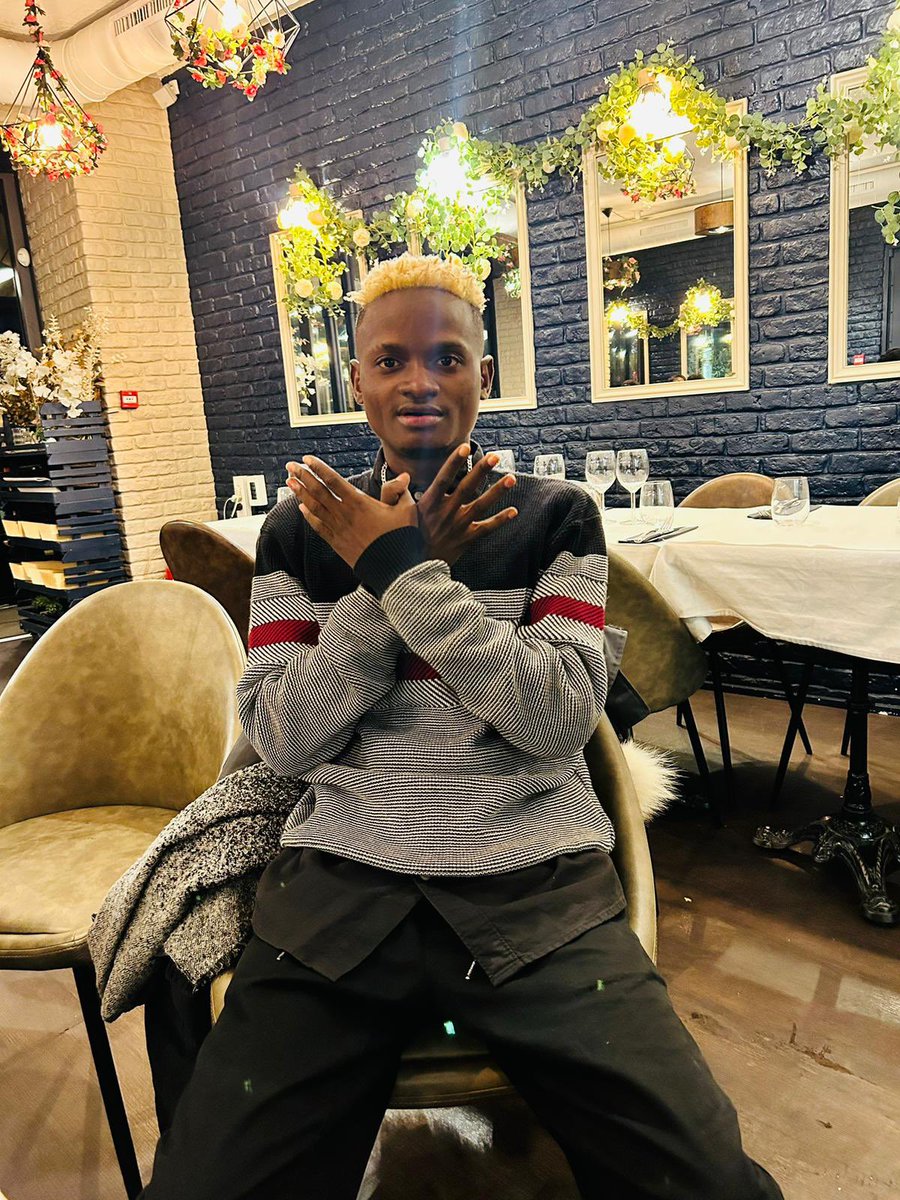 Petitfally01's tweet photo. Générations Warriors 👑🦅

Muana Aigle aza aigle 🦅 

Rendez-vous ce 25 novembre à Paris La Défense Arena 🏟️ 🇫🇷 

Na Mokonzi @fallyipupa01 👑🦅

#PETITFALLY https://t.co/IRB9x6jWyi