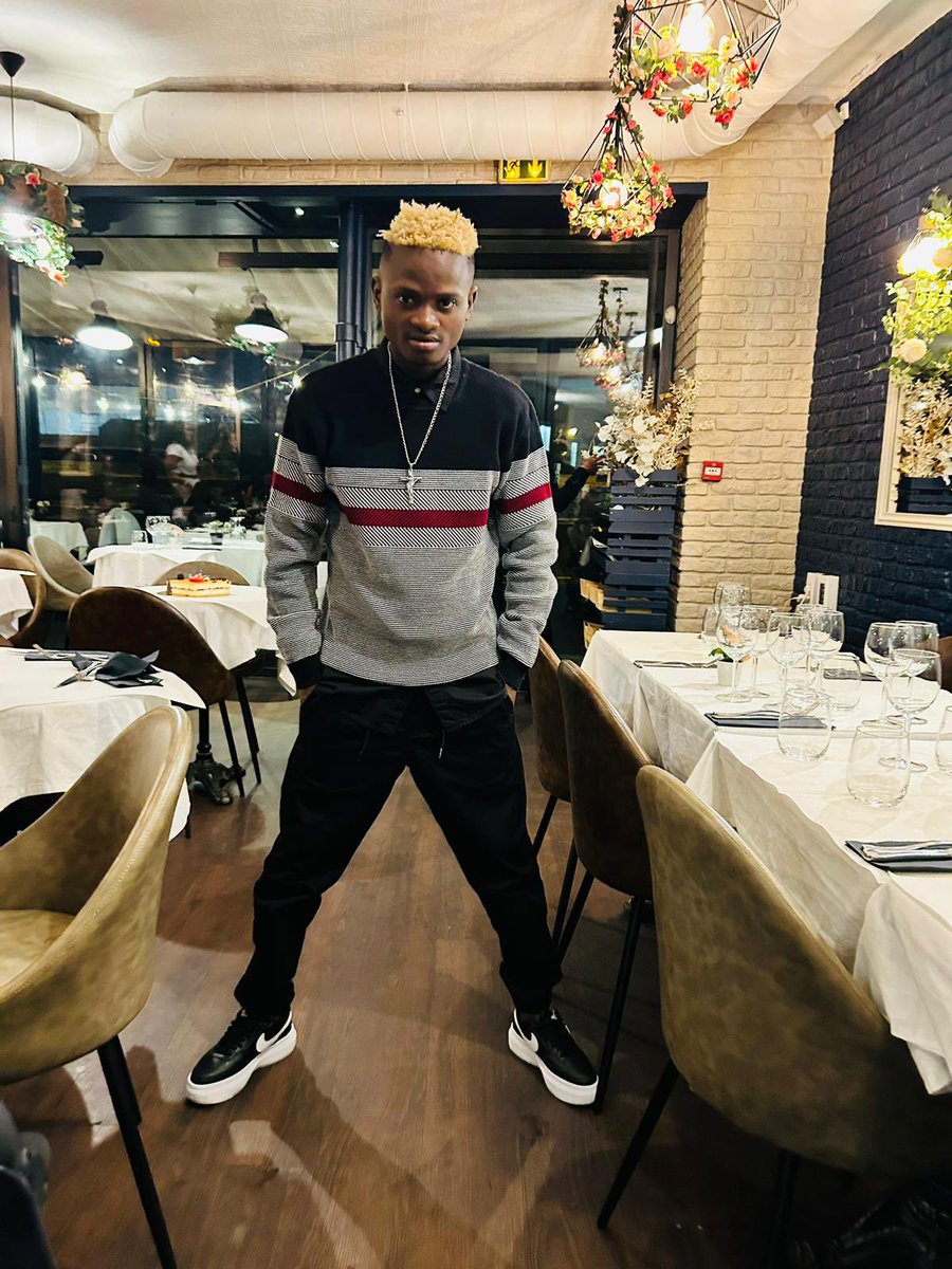 Petitfally01's tweet photo. Générations Warriors 👑🦅

Muana Aigle aza aigle 🦅 

Rendez-vous ce 25 novembre à Paris La Défense Arena 🏟️ 🇫🇷 

Na Mokonzi @fallyipupa01 👑🦅

#PETITFALLY https://t.co/IRB9x6jWyi