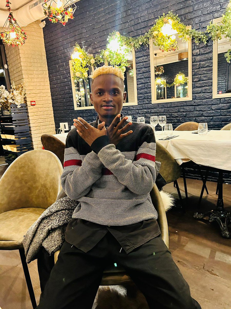 Petitfally01's tweet photo. Générations Warriors 👑🦅

Muana Aigle aza aigle 🦅 

Rendez-vous ce 25 novembre à Paris La Défense Arena 🏟️ 🇫🇷 

Na Mokonzi @fallyipupa01 👑🦅

#PETITFALLY https://t.co/IRB9x6jWyi