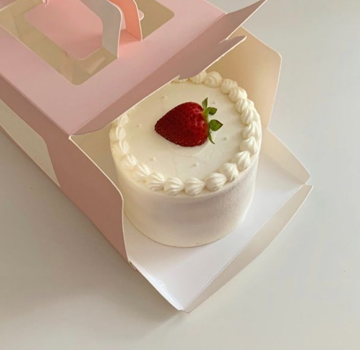 to: @i520ricky
from: anon
order: strawberry cake

💌: Hey reese. I know I should've reached out to you sooner about the fact that it's been more than a month of us not keeping in contact anymore. Every single day since what's happened I've been contemplating just sending you a +