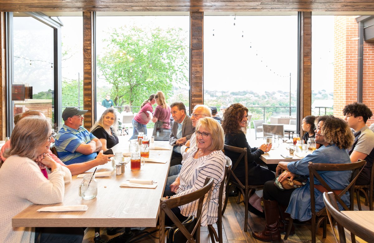 OklahomaParks's tweet photo. Thanksgiving Buffet returns to our state parks at The Lookout Kitchen! 
Seating is limited, so call or email those reservations today. 

#OKStateParks #TheLookoutKitchen https://t.co/UQmscADGFk