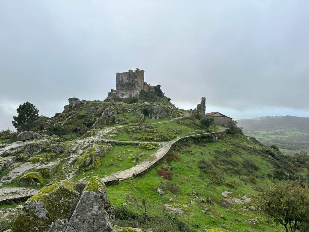 No es Escocia, es Trevejo, en la provincia de Cáceres... #Extremadura