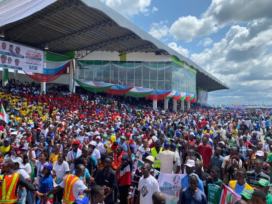 FyeenatAhmad's tweet photo. Change begins at the grassroots; every choice matters, and one team will always stand out
Timipre Sylva and Joshua
Maciver have proven records of delivering on promises and creating opportunities.The right candidates are here
Vote Timipre Sylva; Vote Joshua
Maciver
#SylvaXBayelsa https://t.co/JmzPpDvBRj