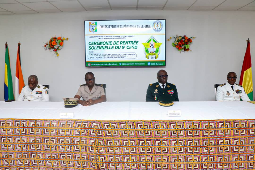 SepcimAEM tweet media