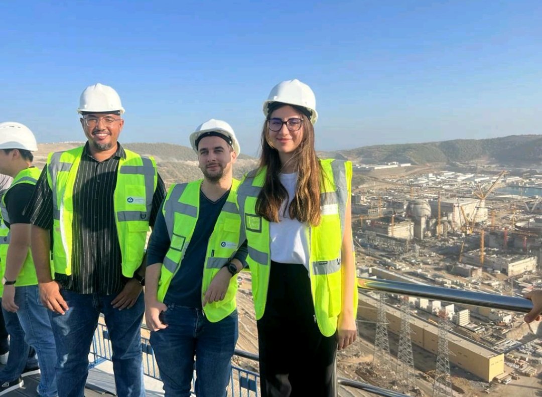 Nuclear_BP's tweet photo. 👏Thanks to Akkuyu Nükleer and #NUTED for an amazing tour of the world's largest nuclear power site, #Akkuyu NPP. 🇹🇷 #TNBP participants were awed by the construction. Excited for #Türkiye NBP 2024!
#nuclearenergy #nuclear #enerji #nukleer @AKKUYUNGSAS @tunas_tr https://t.co/g9AnxzpSuM