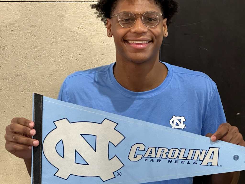 "You never think that’s going to be you one day. And now it’s going to be.” James Brown is officially a Tar Heel. Story: 247sports.com/college/north-…