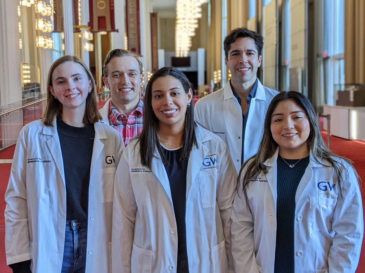 Incredibly proud to announce our #GWIBS 2023 NIH T32 training grant awardees, Joselyn Padilla (J. Lee lab), @rrwalker_ (@ChiappinelliLab), Gabe Galeotos (@RebeccaLynchLab), @C_M3lo_97 (@AlbertoBosqueP), Joshua Ghofrani (Fernandes lab) and @BritaOstermeier (Maggirwar lab)! 🏆🧪👏🏾