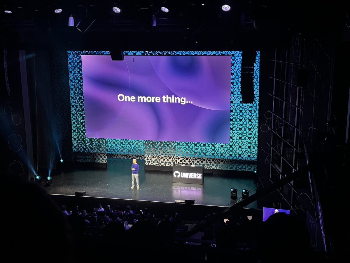 eliostruyf's tweet image. One more thing 😮 #GitHubUniverse @ashtom 

#CopilotWorkspace
