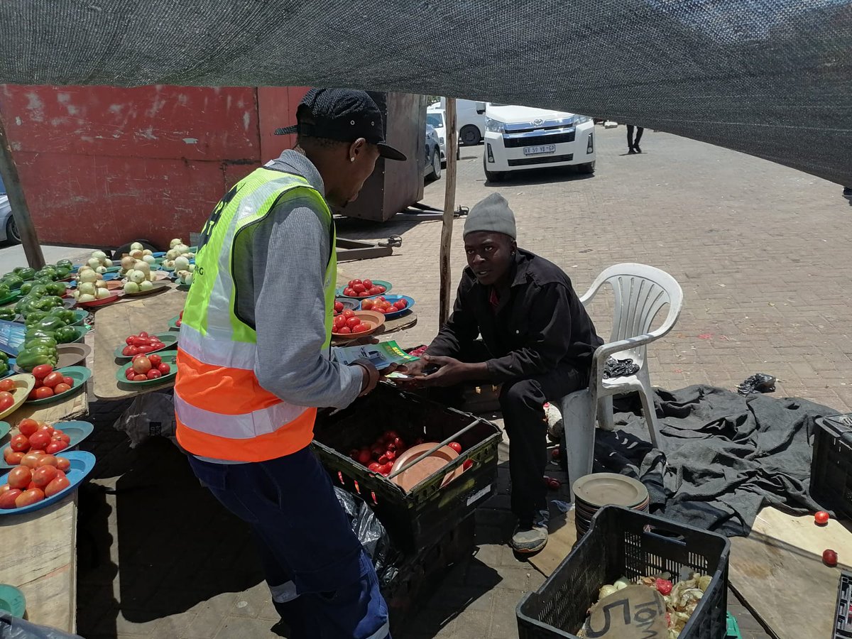 Pikitup tweet media