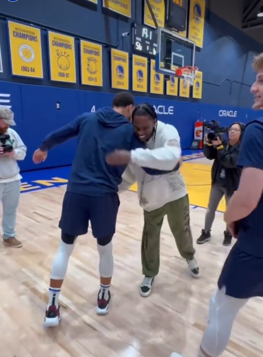 dubnationglobal's tweet image. 30 going sicko mode in Denver #dubnation #sickomode