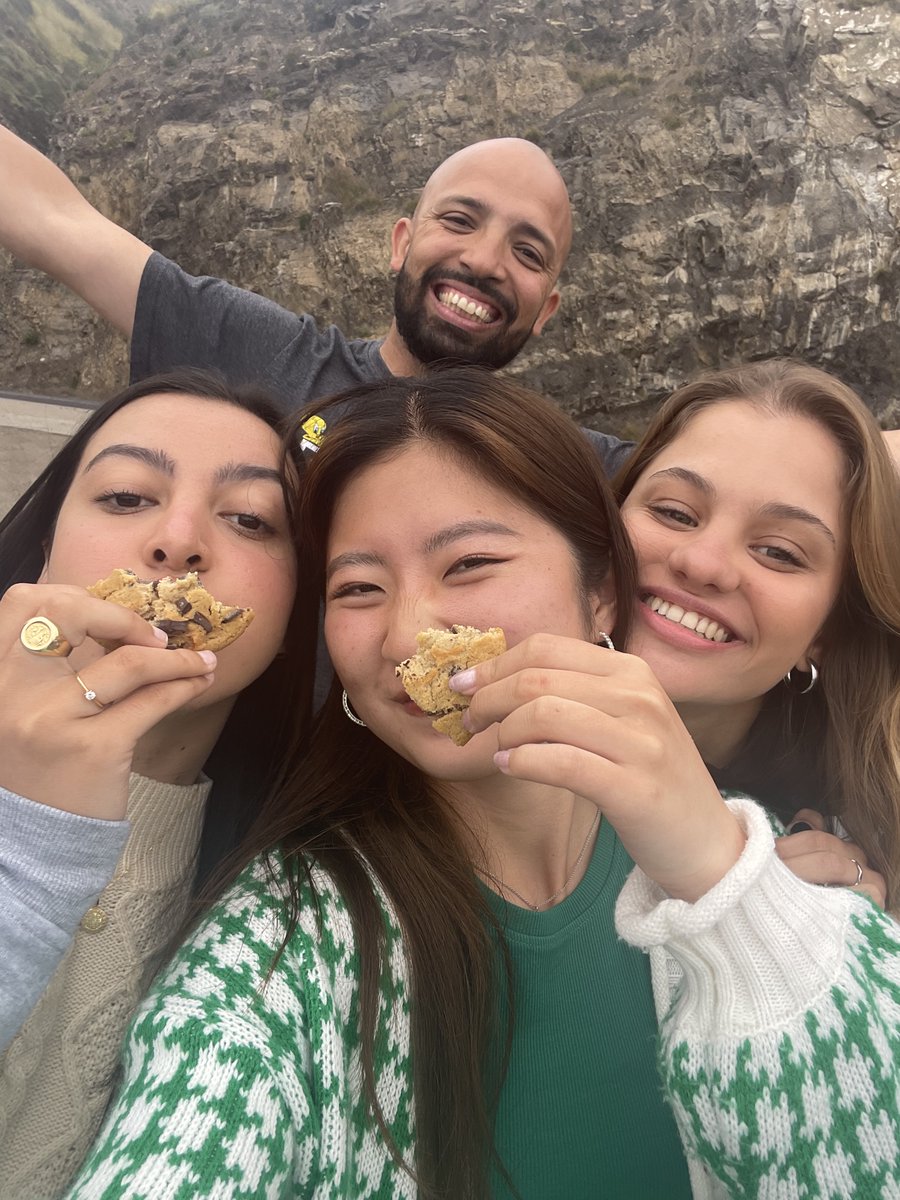 There’s nothing quite like a Kaplan English course to bring friends together... except maybe cookies 🍪😋 

Start your Kaplan friendship today! brnw.ch/21wEgZZ 

#KaplanExperience #KaplanFriends #Friendship #LearnEnglish #StudyAbroad    

Image credits: <a href="/moe/">.</a>.minnie0920