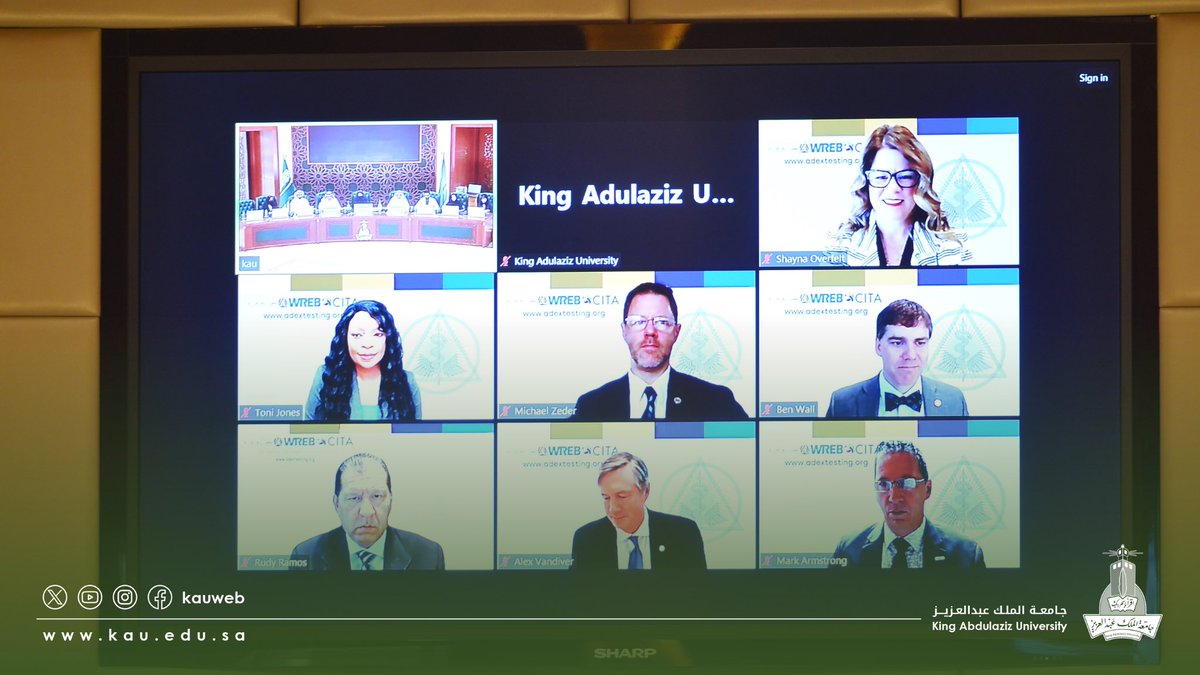 وقعت #جامعة_الملك_عبدالعزيز ممثلة في كلية طب الأسنان ومستشفى الأسنان الجامعي اليوم، عبر الاتصال المرئي، اتفاقية تنفيذ خدمة مع هيئة اختبارات الترخيص الأمريكي لمزاولة المهنة لأطباء الأسنان (ADEX)، بحضور سعادة رئيسة الجامعة المكلفة أ.د هناء بنت عبدالله النعيم وعميد كلية طب الأسنان