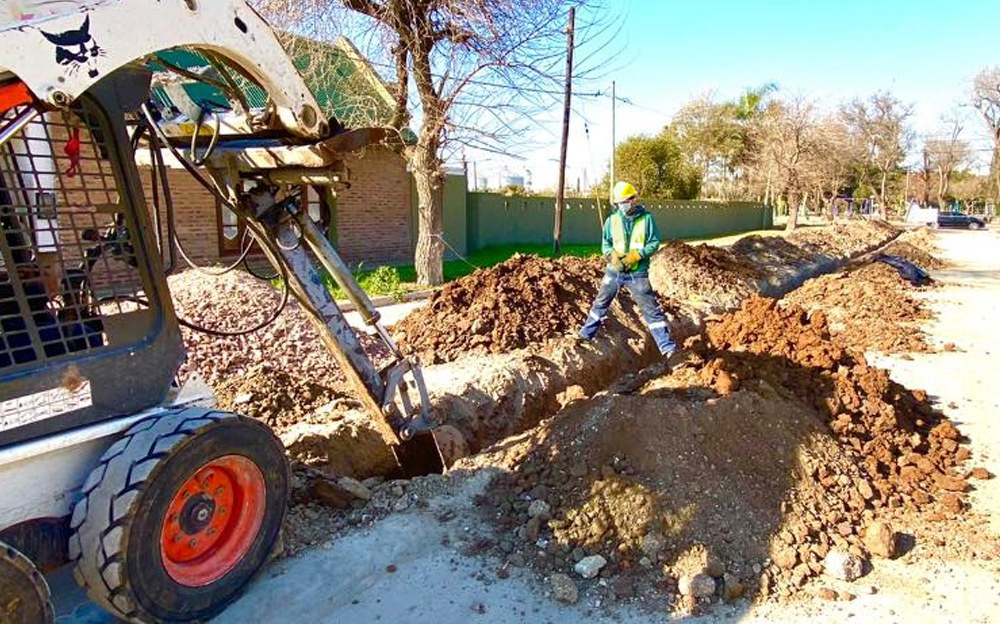 💧Córdoba: está por concluir la ampliación de las redes cloacales en Leones

Esta obra resolverá los constantes desbordes y los problemas de contaminación causados por la falta de una red cloacal. tinyurl.com/ypap87xm