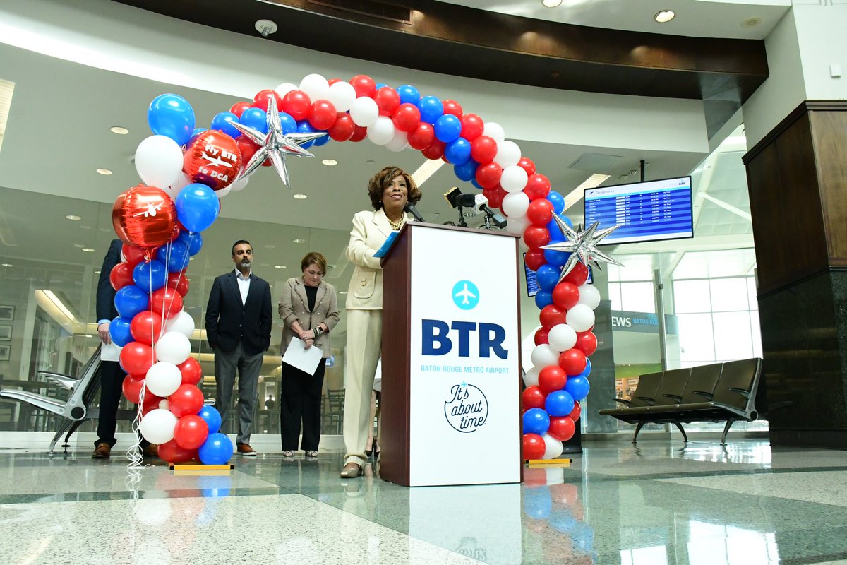 MayorBroome's tweet photo. Help us keep the crucial link between Baton Rouge Metro Airport (BTR) and Reagan National Airport (DCA). I prioritize BTR for City-Parish travel, and I invite you to join me in using this service for Washington D.C. trips. Let's maintain Baton Rouge's connection! #FlyBTR 🛫✨ https://t.co/IkgxOhExyW