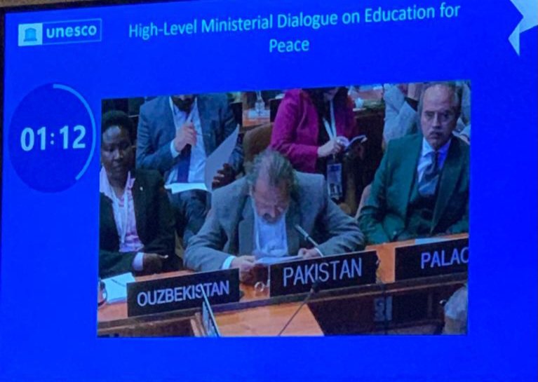 Eduministerpk's tweet photo. Today I spoke at the High Level Ministerial Dialogue on Education for Peace during @UNESCO General Conference. Edu is a catalyst for advocating peace &amp; fostering global citizenship. Our reviewed National Curriculum ensures countering hate speech and teaching for Peace.
#UNESCOGC https://t.co/SYiacSsjfA