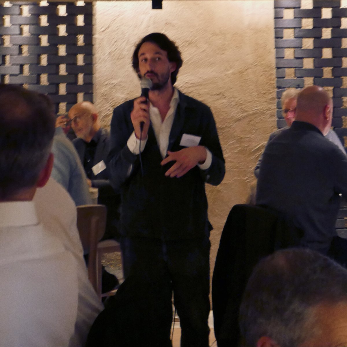 BackedVC's tweet photo. On Wednesday we had the pleasure of hosting our inaugural London #Fintech dinner! With thanks to our partner Richard Little, over 30 of London’s brightest fintech operators, alongside angels and investors, came together - read all about it: https://t.co/jRIPZrI36E @andredehaes https://t.co/ctRYFtXfQp