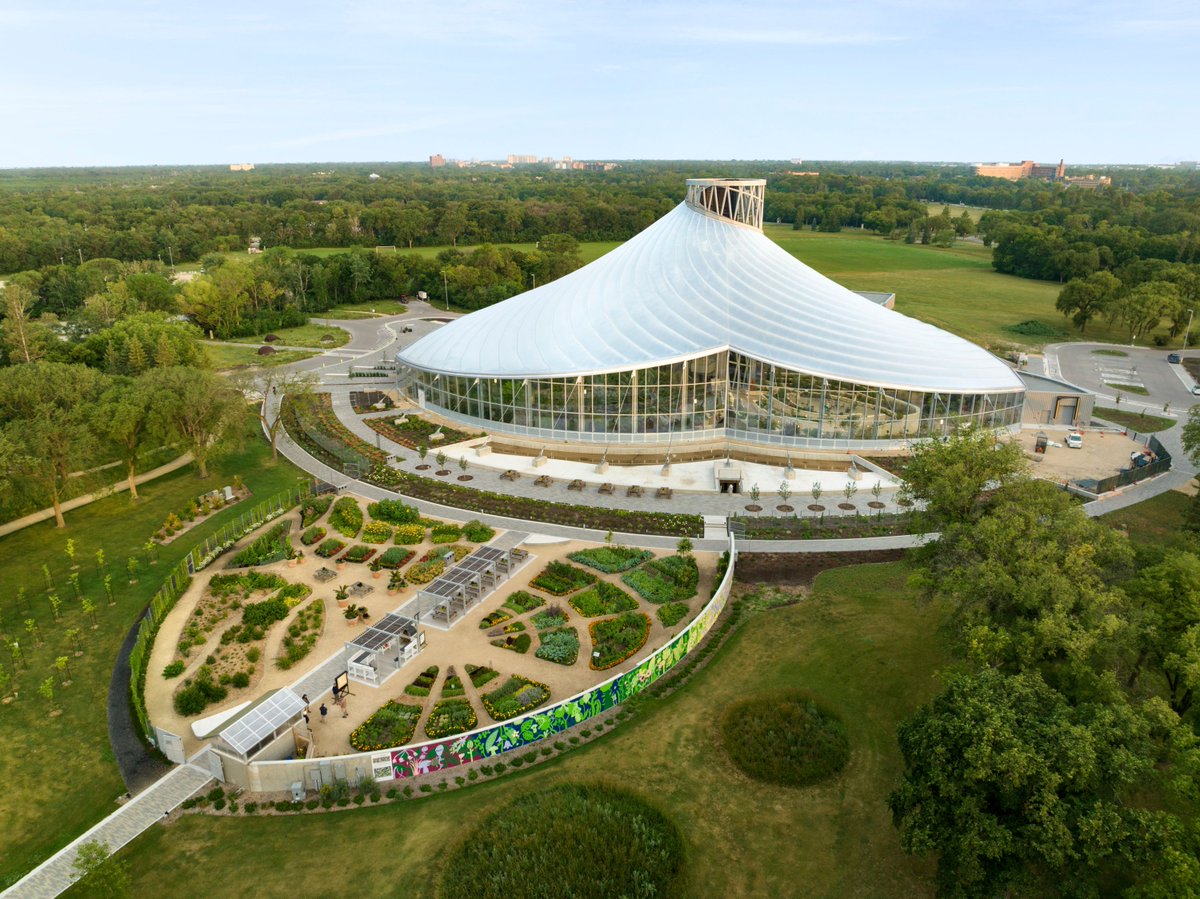ConstructCanMag's tweet photo. Manitoba’s Assiniboine Park structure features massive ETFE roof for thermal efficiency @kpmbarch @architecture49 @HTFC_Winnipeg @assiniboinepark https://t.co/FsLZDIUw8D #Winnipeg #AssiniboinePark #ETFE #ethylenetetrafluoroethylene #news https://t.co/ACCBOC4aIB
