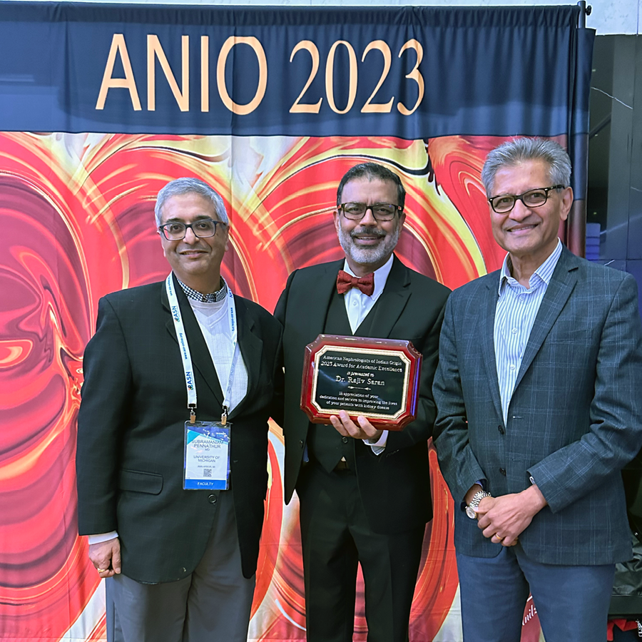 UMIntMed's tweet photo. Congrats to Dr. @rajiv_saran_1, who received the American Nephrologists of Indian Origin #ANIO 2023 Award for Academic Excellence, recognizing Dr. Saran's dedication & service to improving the lives of patients with #KidneyDisease.
https://t.co/BsCRSa3XvM https://t.co/Ifbj2yrvIc