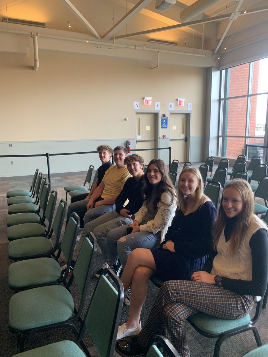 SHSAthletics4U's tweet photo. Had a wonderful day at the WPIAL Sportsmanship Summit! Great group of student-athletes to spend the day with!
#BePhenomenal
#WPIALSportsmanship
#HeinzHistoryCenter https://t.co/knhjkOH6As