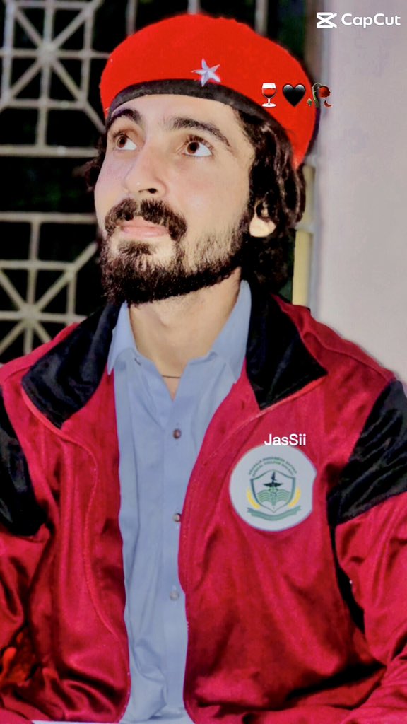 Dr_jasii's tweet photo. پري رویه ،عنبر بویه ،سنبل مویه ،سمن بره❤️🖤 https://t.co/lBrk5WoEup