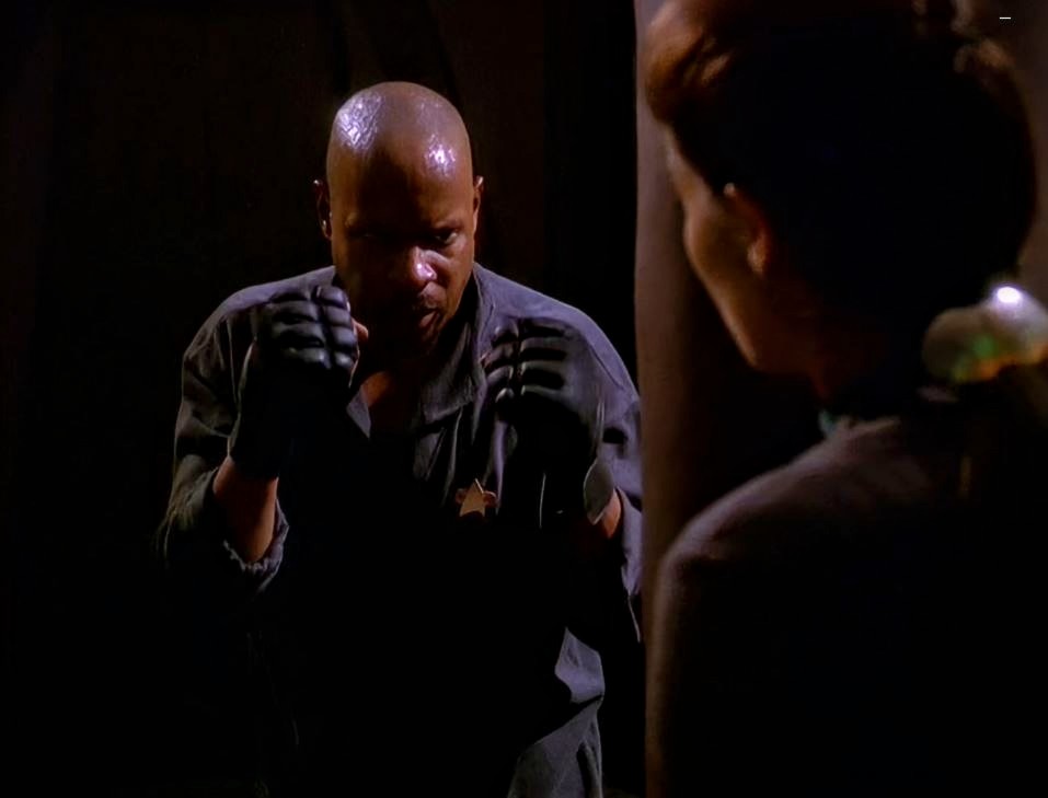 Daily Captain Sisko (@dailysisko) on Twitter photo 