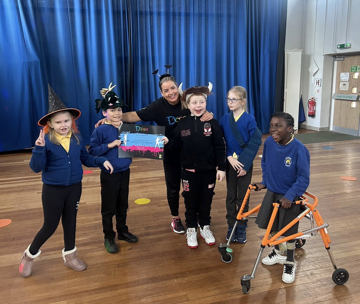 eastmuir's tweet photo. Some of our pupils have been learning dances with coach Vicki.  They performed in front of other classes and parents today.  Well done, Seaside, Treetop and Moonlight! ⭐️ #determinedtodance   @ActiveSchoolsMM https://t.co/OqkwT7SYAa