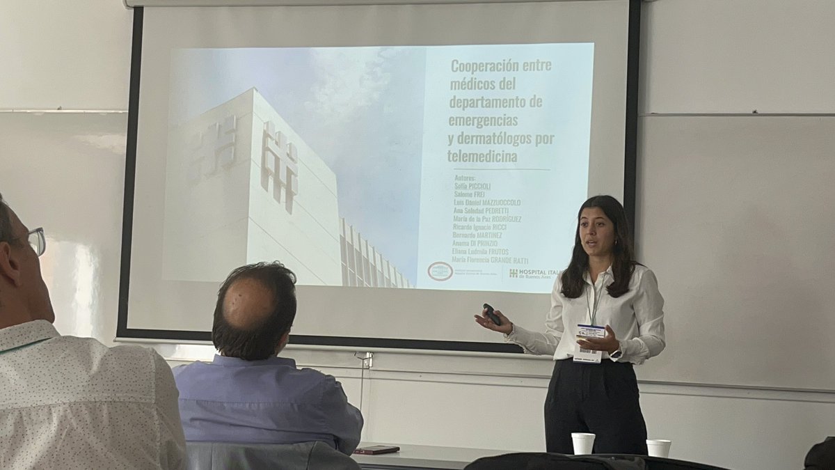 FlorGrandeRatti's tweet photo. #CongresoSAM de @MedicinaSAM 

Trabajo de linea @CEA_HIBA Cooperacion entre medicos del departamento de emergencias y dermatologos por telemedicina.

Presentó Sofia Piccioli (estudiante de medicina, del IAR en @IUHIBA), de Programa ESIN. https://t.co/RO0ZPk9k15