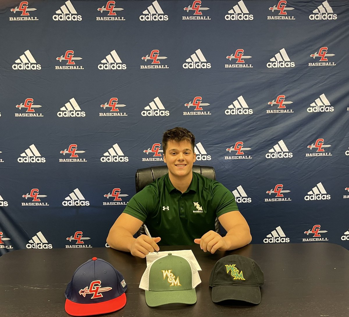 MatthewKosuda's tweet image. Officially part of the Tribe!.  #Allin 
Thank you.  @WMTribeBaseball @MikeMcRae35 @CoachPaulPanik @GLHighlanderBB @chrisroof24 @Djacksbaseball @j_murph35 @rob_benjamin7