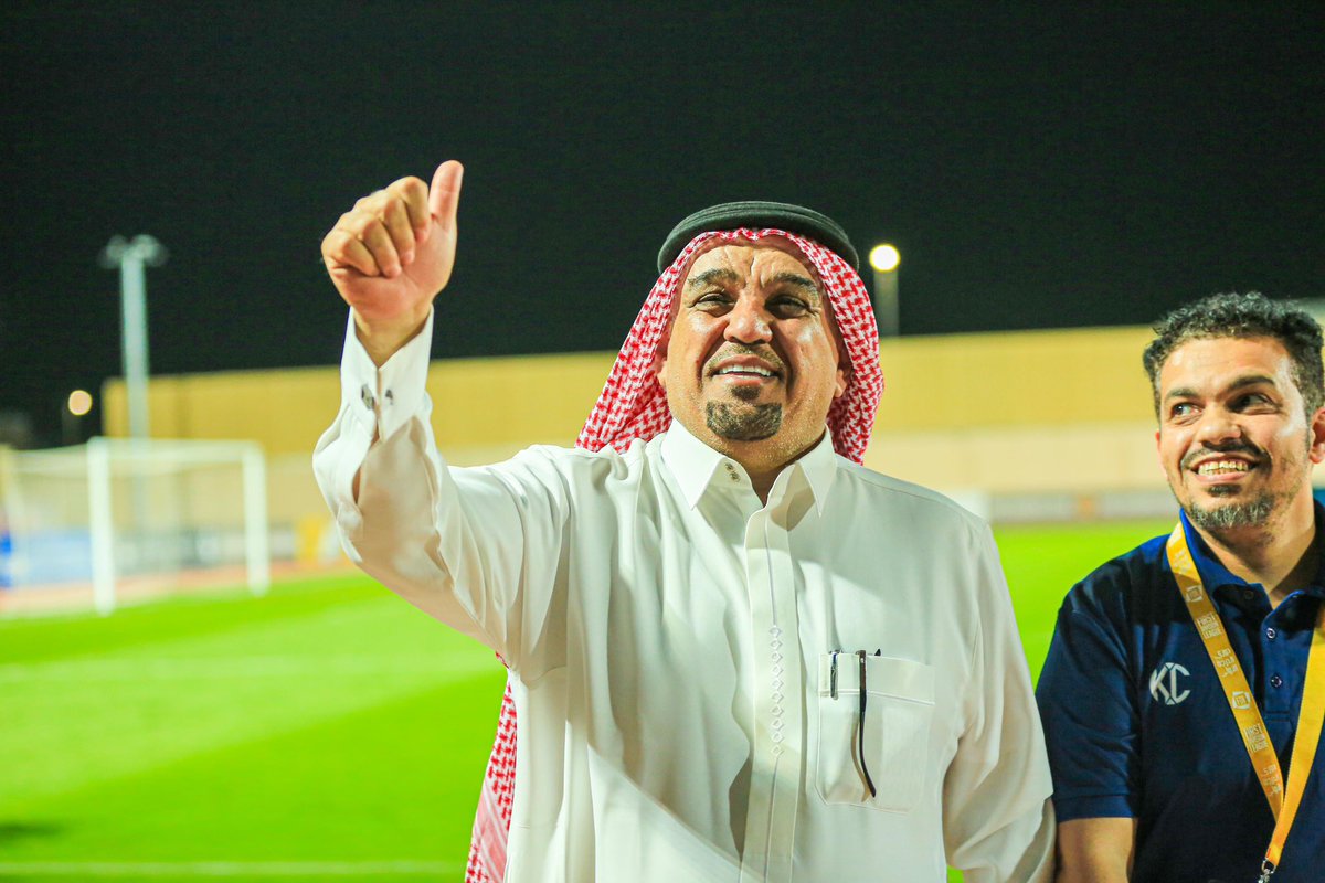 😁 شايفين فرحة "الريس" أبوعادل🤍❤️💚  

#نادي_الخلود #دوري_يلو #FDL #YallaAlkholood #فخر_الرس #الخلود_الفيصلي