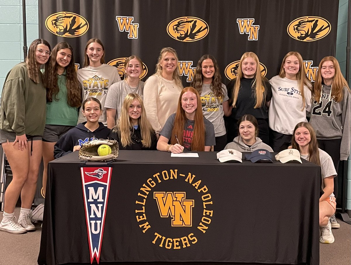 Congratulations to Morgan Hamilton on signing her letter of intent to play softball at MidAmerica Nazarene University!