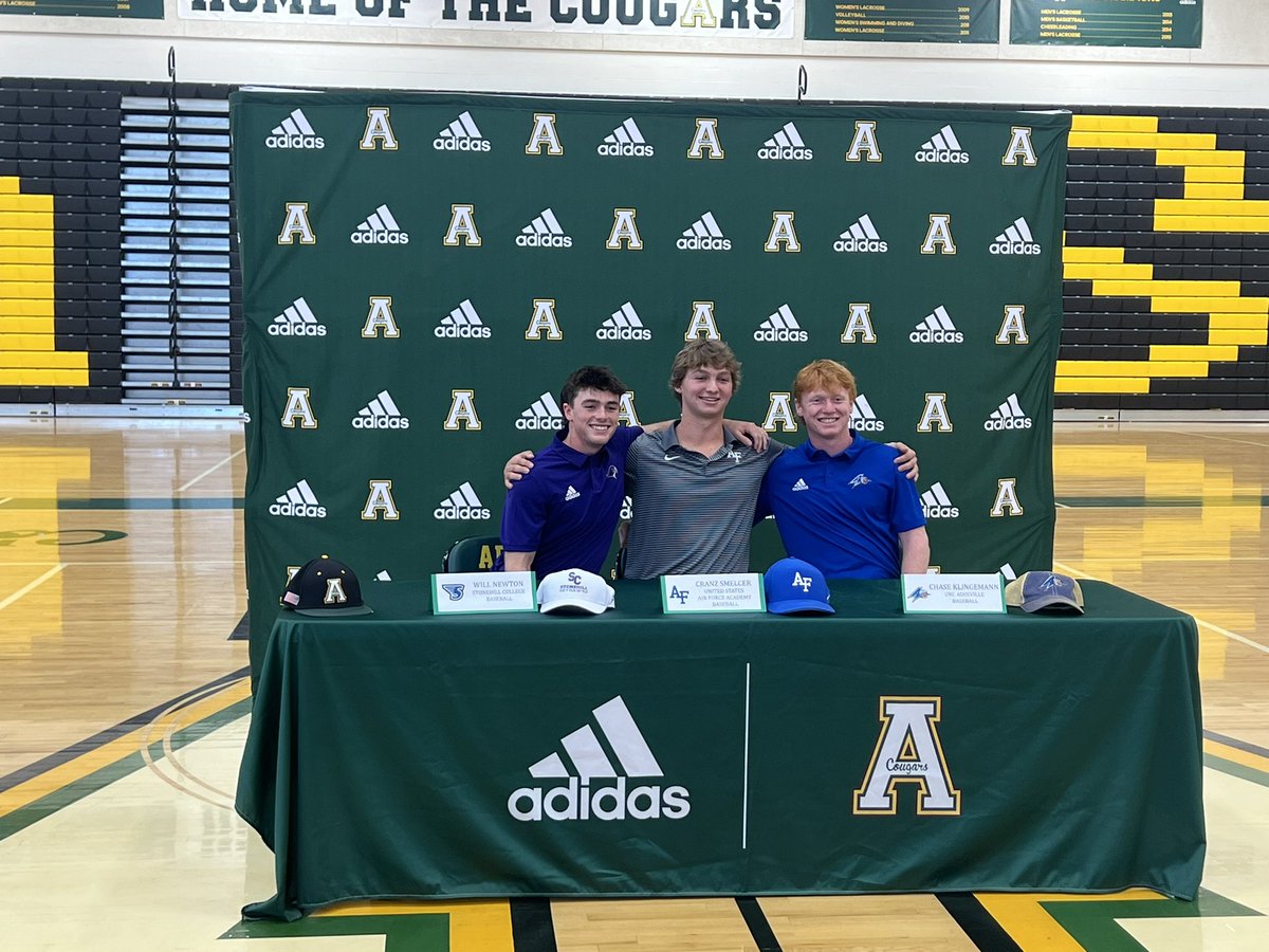 Lane Olive tweet media