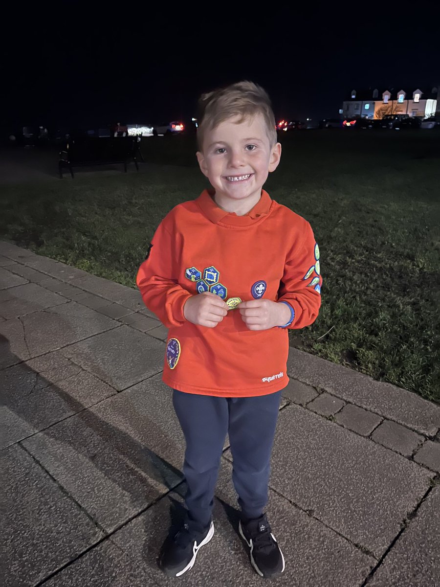 izzndmark's tweet photo. @SMagdalens Zak had received his Chief Scout Acorn Badge at Squirrel Scouts tonight. This is the highest award a Squirrel Scout can achieve and he has worked so hard for it. He is bringing his jumper and 3 new badges in tomorrow. https://t.co/fExmJiNuEl