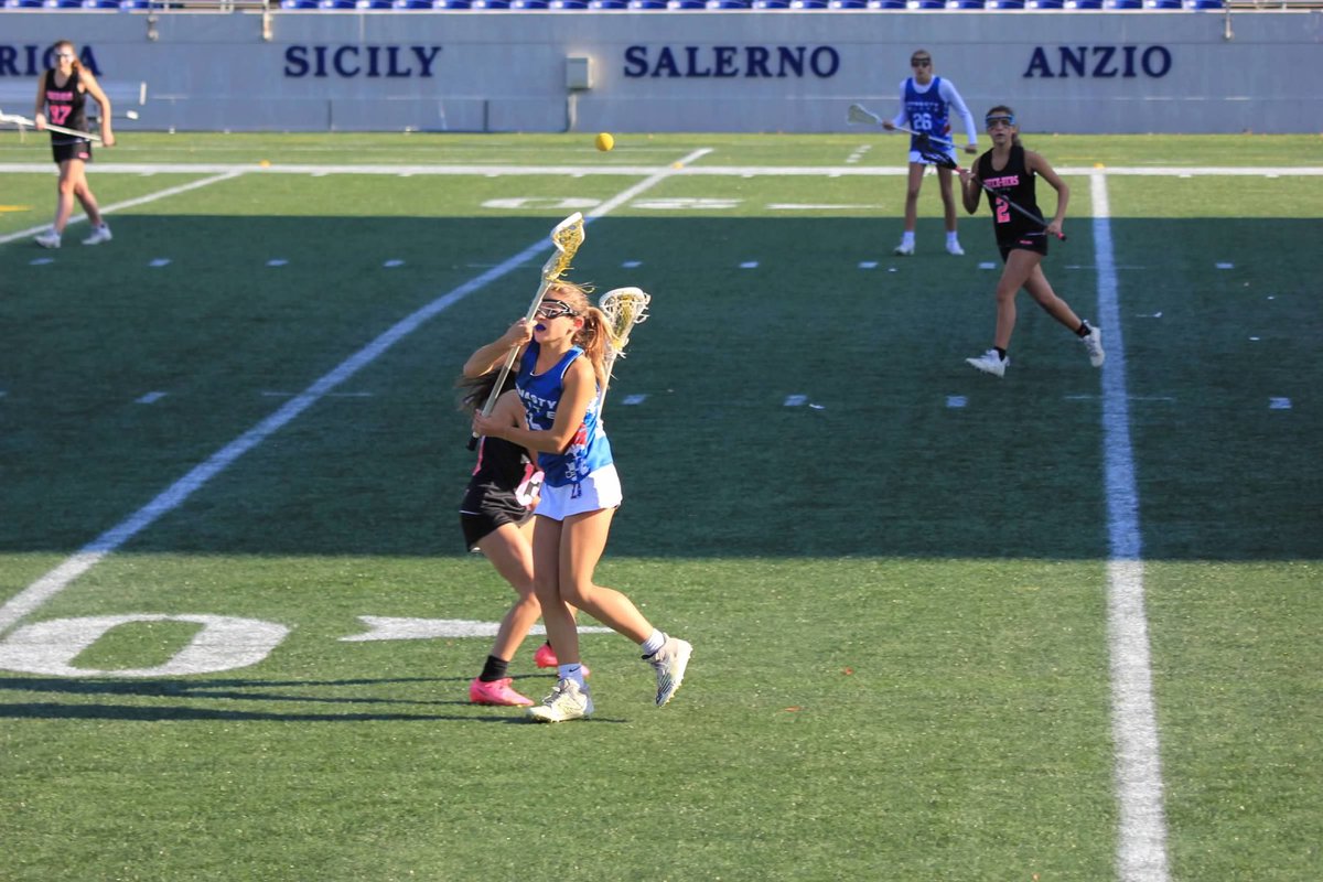 EmMussaw's tweet photo. ✅Stop Ball
✅Ground Ball

#laxattack #rideallday #checkherselite @checkhers_elite https://t.co/qCMgSmA3PA