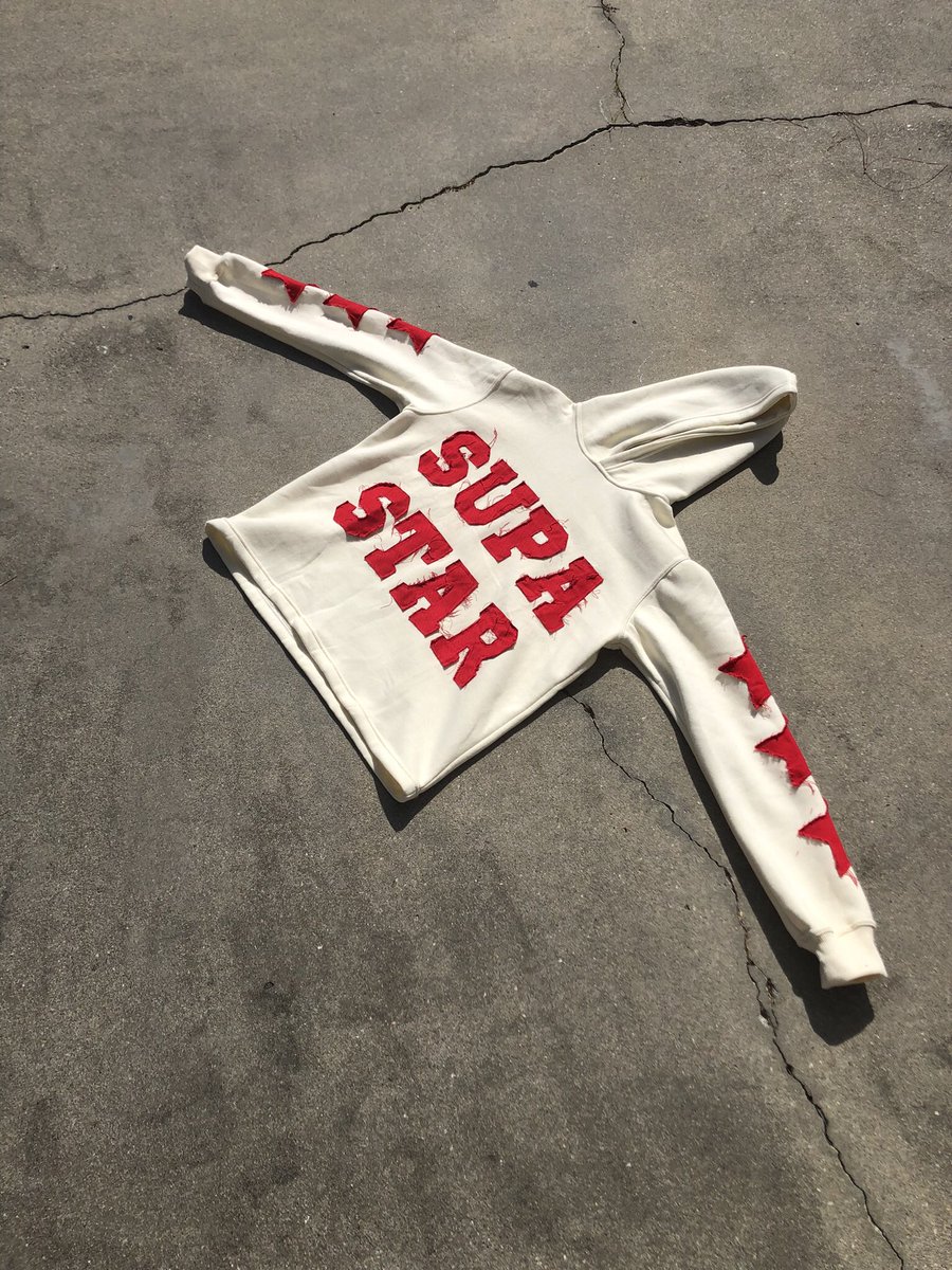 thebgraves4's tweet image. RT to help me find my next customer #ClothingBrand #streetwear 

supastarapparel.com