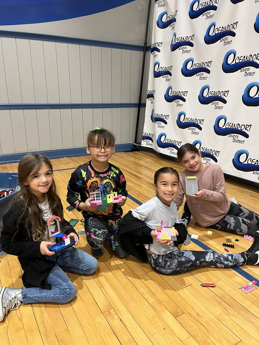 Miss Berry tweet media