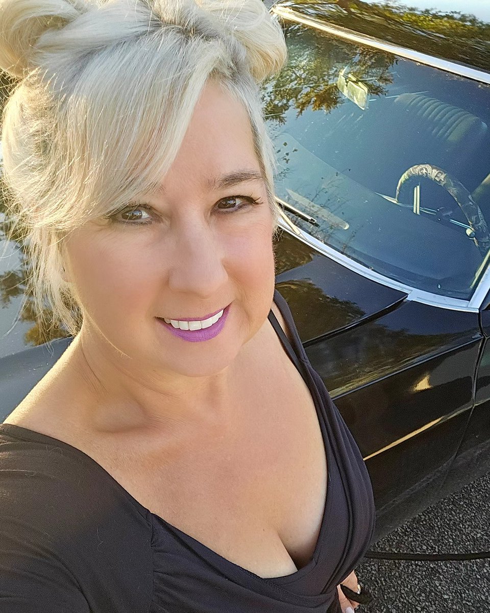 Ellyssa Valenti Kroski tweet media