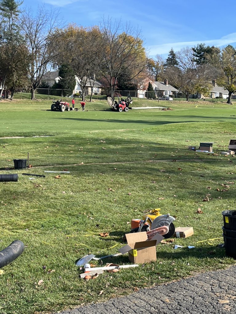 LuLuCountryClub's tweet image. 💦💦💦
🆕Irrigation work continues … holes 3-5 closed today.
@luluccagronomy @RuskJon @DennisPoiesz @hllr6 @dyndagolf 
#RestoringRoss
#LuluCC1912
#WinterProjects
#Golf
