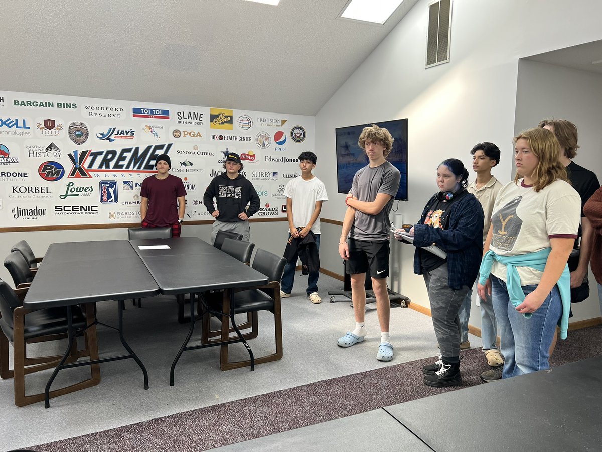SurryCentralHS's tweet photo. Ms. Audra Johnson’s Entrepreneurship I Honor Students toured Xtreme Marketing today as part of their District C project. #TheBigSC #districtc https://t.co/2ZAufztyx2