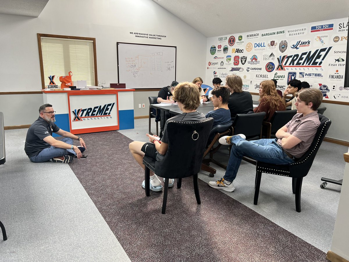 SurryCentralHS's tweet photo. Ms. Audra Johnson’s Entrepreneurship I Honor Students toured Xtreme Marketing today as part of their District C project. #TheBigSC #districtc https://t.co/2ZAufztyx2