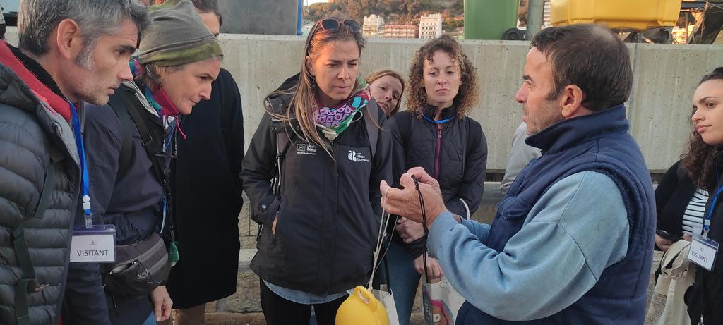 PepArcos's tweet image. We enjoyed a nice visit to fishermen collaborating with #lifepanpuffinus during project meeting in Blanes, with @SEO_BirdLife @MaltaSeabirds @ornithologiki @LPOFrance @spea_birdlife @agriculturacat @ofypeka and DFA-Malta