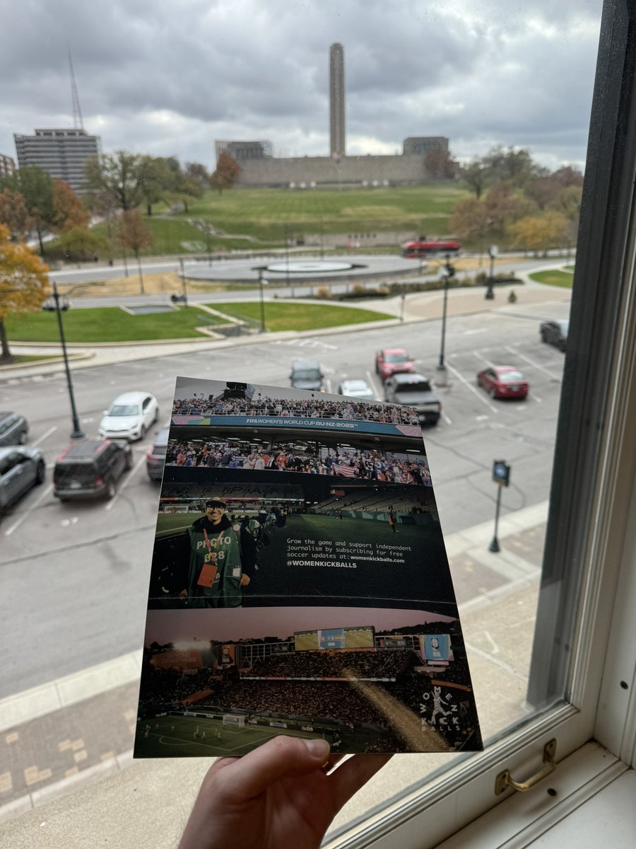 brandonkmilburn's tweet image. Loving the 2nd volume of @womenkickballs! Check it out and support independent journalism! I got a sweet @ParksideCards rookie card with my magazine as well! #MediaRow ⚽️🌴⚽️🌴⚽️