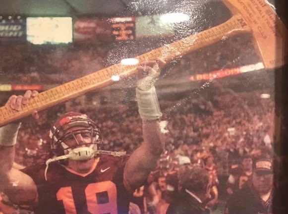 BenjiKamrath's tweet photo. On this date,  20 years ago, I had easily one of the best days of my life! To all those players out there, keep grinding  and stay positive! You never know when that moment will come that will change your life forever! #GoGophers!@GopherFootball https://t.co/cY9SCkAAm7