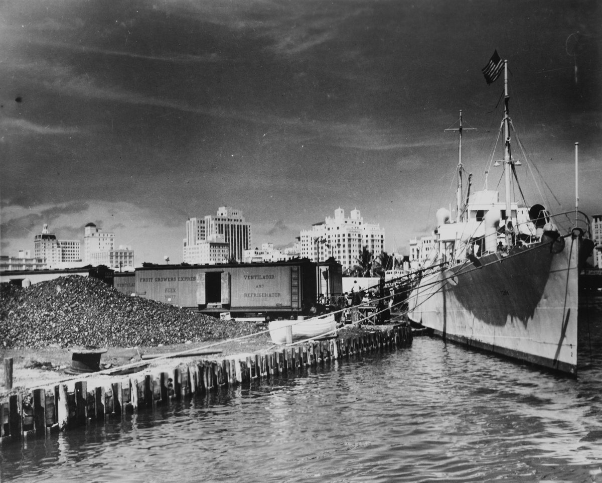 NavalInstitute's tweet photo. #HistoryBuffs – we have 100+ years’ of #historical archives for you! From oral histories to #photographs, there’s much to discover when you join the Naval Institute. https://t.co/erFIruIodT #KeepThePastAlive #history https://t.co/f2rbI4O9Qt