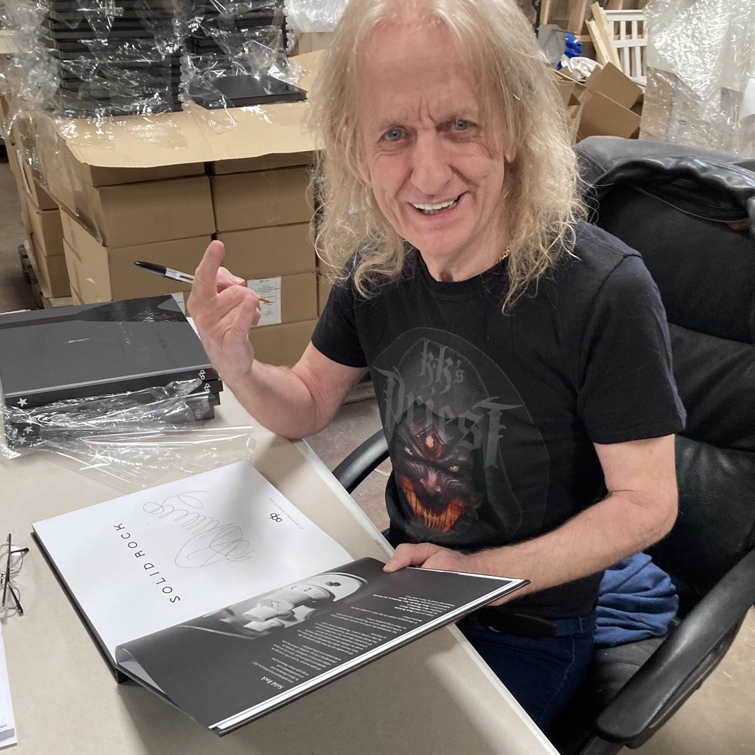 kkdowning_metal's tweet image. #retweet Retweet this and/or get your copy of Solid Rock this Xmas and get free entry into the draw to win signed copy #001 🔥🤘only at metaldefender.co.uk/product-catego… #win #ChristmasGift #Competition #book #comp #rockmusic