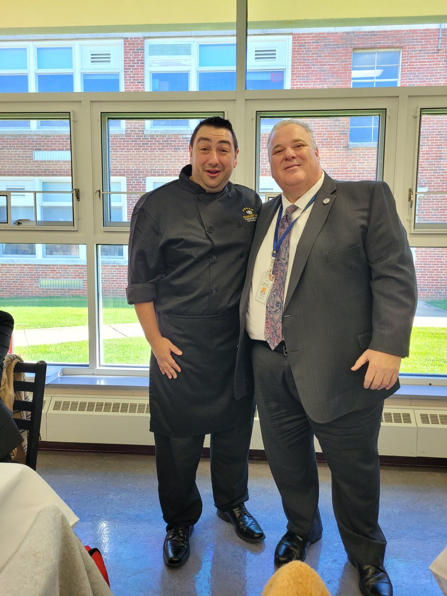 It was great to meet Chef Dellanno, who is leading some amazing students at the Five Star Cafe and provided a great luncheon for our International Delegation from New Taipei City! #HTPSCommunityEngagement #HTPSLearnerSuccess #HTPSTalentTeams