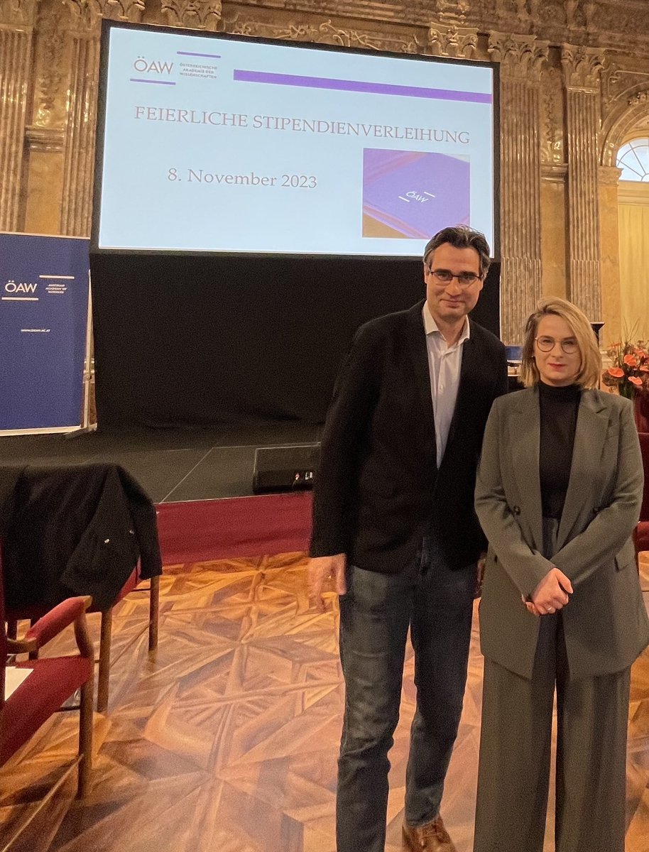 MFarlik's tweet image. So proud to watch my PostDoc @AnnaKusienicka receive her #APART-Mint fellowship of the @oeaw today. A great achievement! Very well deserved and after the DOC fellowship of Djurdja Pasajlic another great success for the lab! Another great idea- I‘m looking forward to the results!